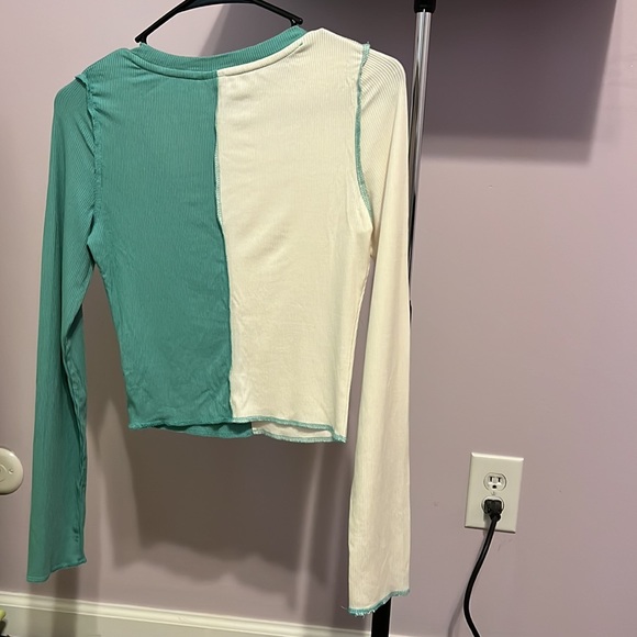 Long sleeve crop top - Picture 2 of 3